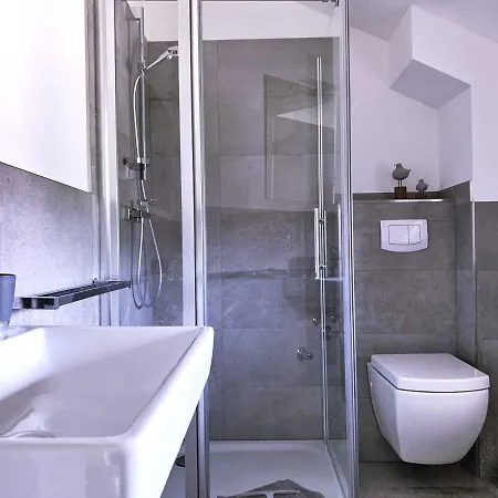 Fw Backbord Peildeck Apartment *