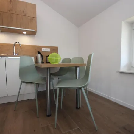 Fw Backbord Peildeck Apartament